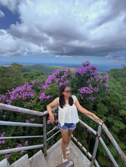 Aya, 32