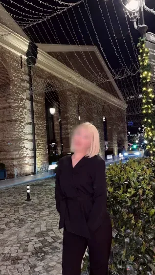 Esther, 21