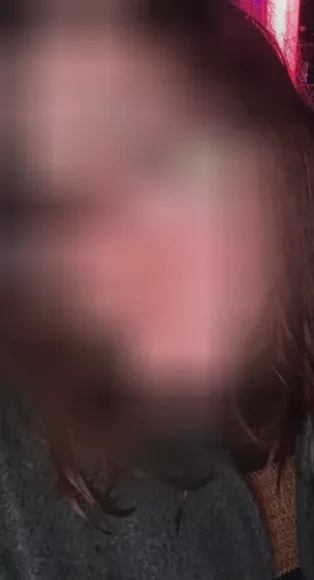 Fatima, 24