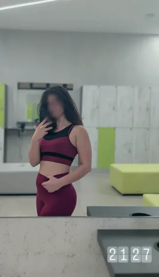Katja, 28