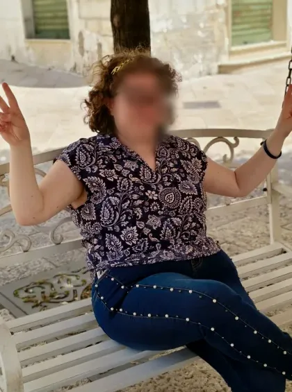 Katrine, 27