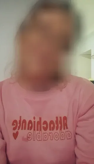 Laura, 38