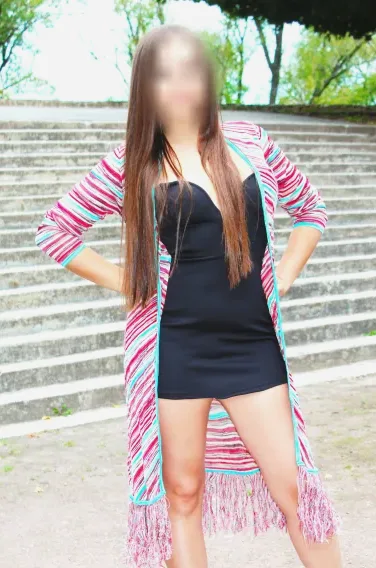 Malou, 30