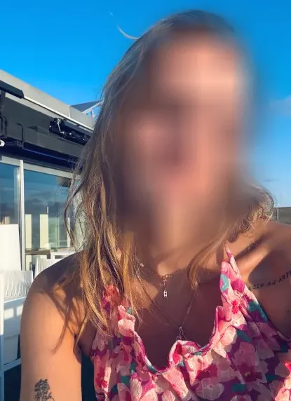 Molly, 29
