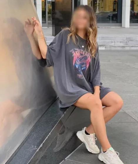 Pernille, 23