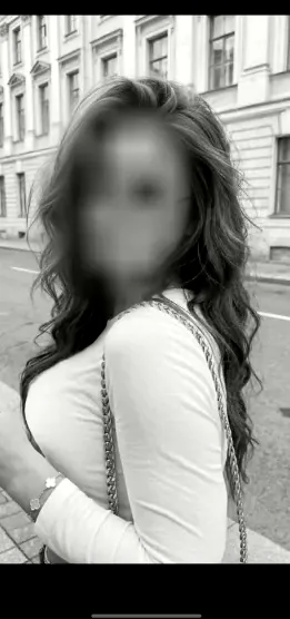 Pernille, 29