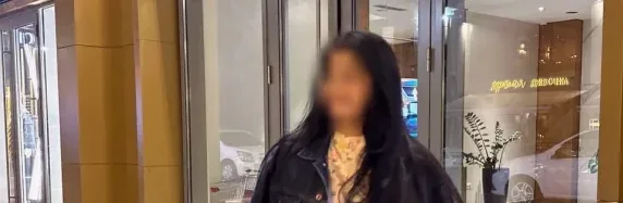 Simone, 32