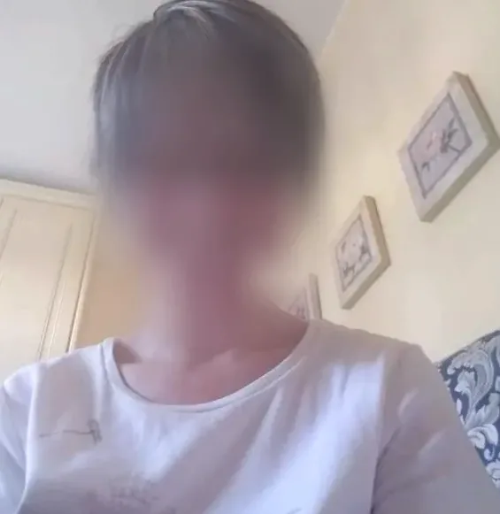 Victoria, 34